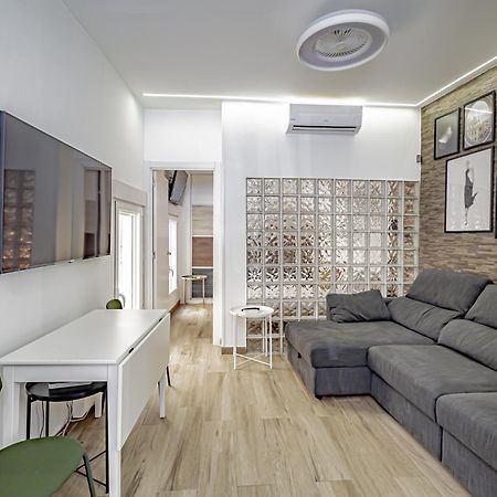 Apartamentos Franco Rodriguez Madrid Oda fotoğraf